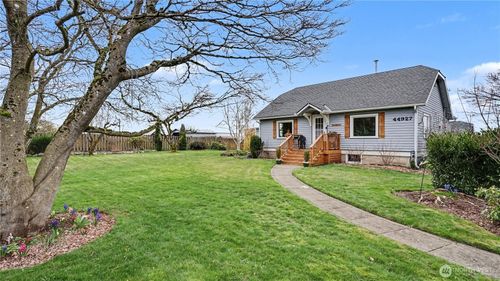 44927 228th Ave Se, Enumclaw, WA, 98022-7457 | Card Image