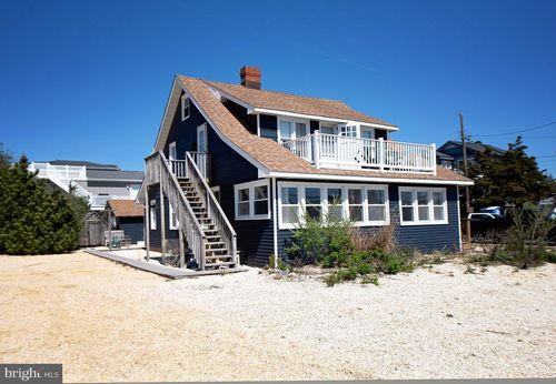 717 N Central Ave, Surf City, NJ, 08008-5242 | Card Image