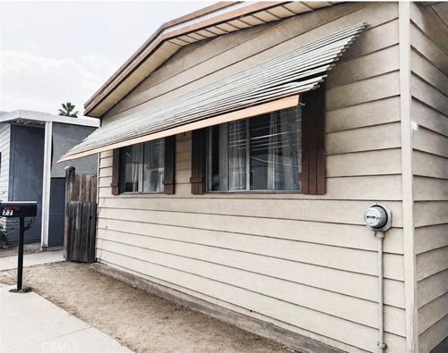 spc-77-16600 Orange Ave, Paramount, CA, 90723-6776 | Card Image