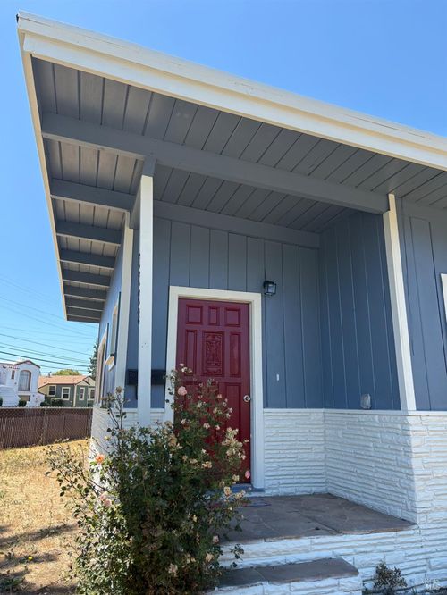 2228 Georgia St, Vallejo, CA, 94590-6421 | Card Image