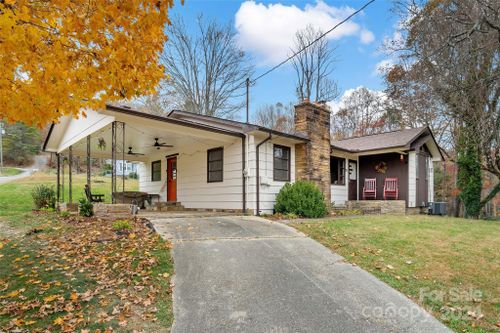 390 Pendley Road, Spruce Pine, NC, 28777 | Card Image