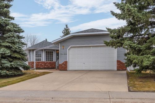 5404 66 St, Camrose, AB, T4V4L9 | Card Image