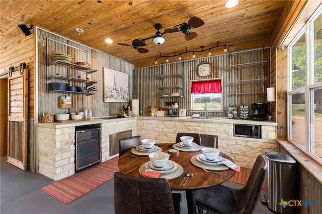 326 Red Bird Ln, House other with 4 bedrooms, 4 bathrooms and null parking in Kingsbury TX | Image 45