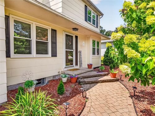167 Willow Pond Way, Penfield, NY, 14526 | Card Image