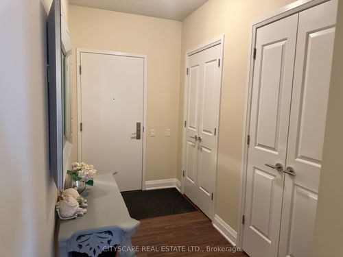 507-83 Redpath Ave, Toronto, ON, M4S0A2 | Card Image