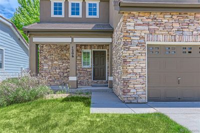 1206 S Fultondale Circle, House other with 3 bedrooms, 2 bathrooms and 2 parking in Aurora CO | Image 3