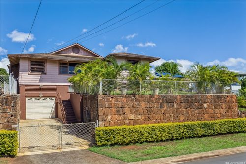 826 Puu Kula Dr, Pearl City, HI, 96782-2727 | Card Image