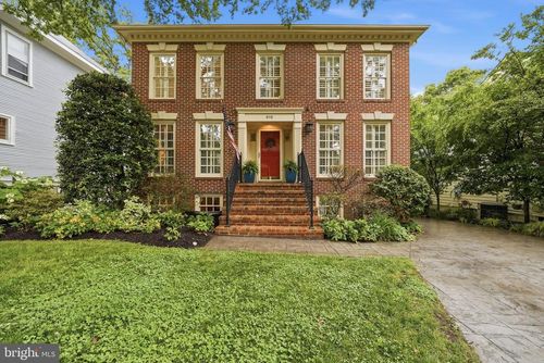616 26th St S, ARLINGTON, VA, 22202-2504 | Card Image
