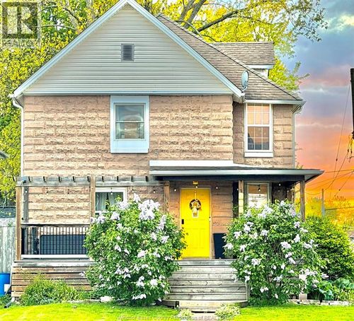 260 South St, Lakeshore, ON, N0R1A0 | Card Image