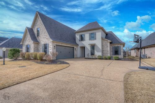 208 Conti Way, Bossier City, LA, 71111-6365 | Card Image