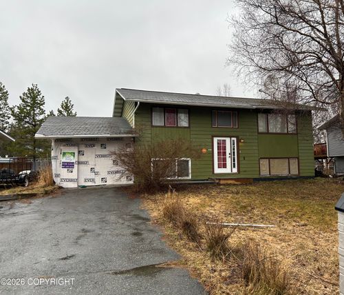 7020 Altoona Dr, Anchorage, AK, 99502-3027 | Card Image
