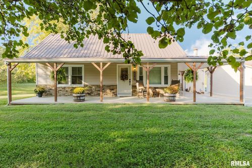 17735 Ross Briley Rd, Thompsonville, IL, 62890-2314 | Card Image