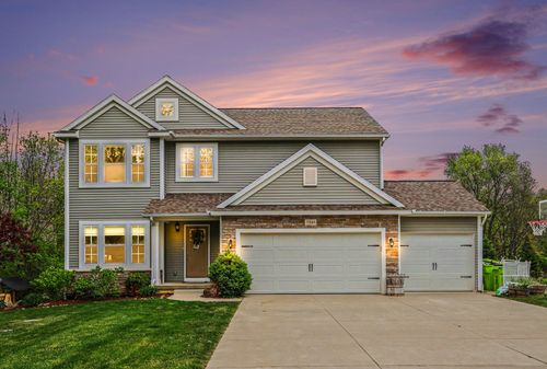 5540 Radiant Ave, Howell, MI, 48855-8373 | Card Image