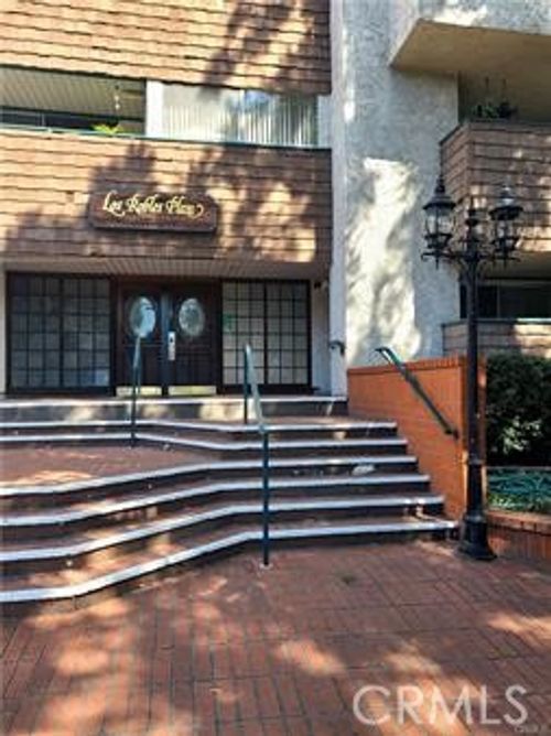 122-360 S Euclid Ave, Pasadena, CA, 91101-3163 | Card Image