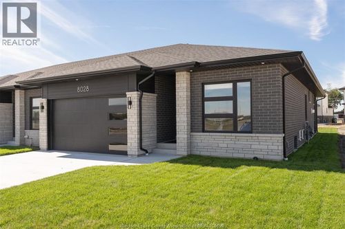 8028 Meo, Lasalle, ON, N9H0P3 | Card Image