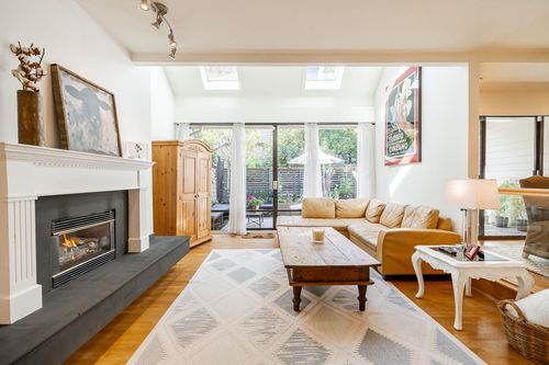 12-4957 Marine Dr, West Vancouver, BC, V7W2P5 | Card Image