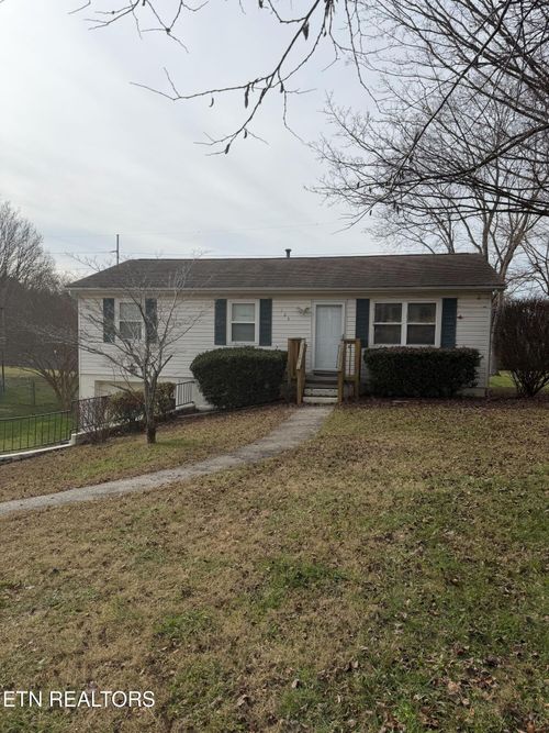 125 Andrea Dr, Maryville, TN, 37804-3551 | Card Image