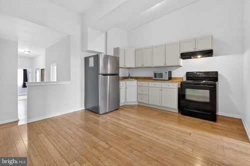 apt-3-1918 W Diamond St, PHILADELPHIA, PA, 19121-1584 | Card Image