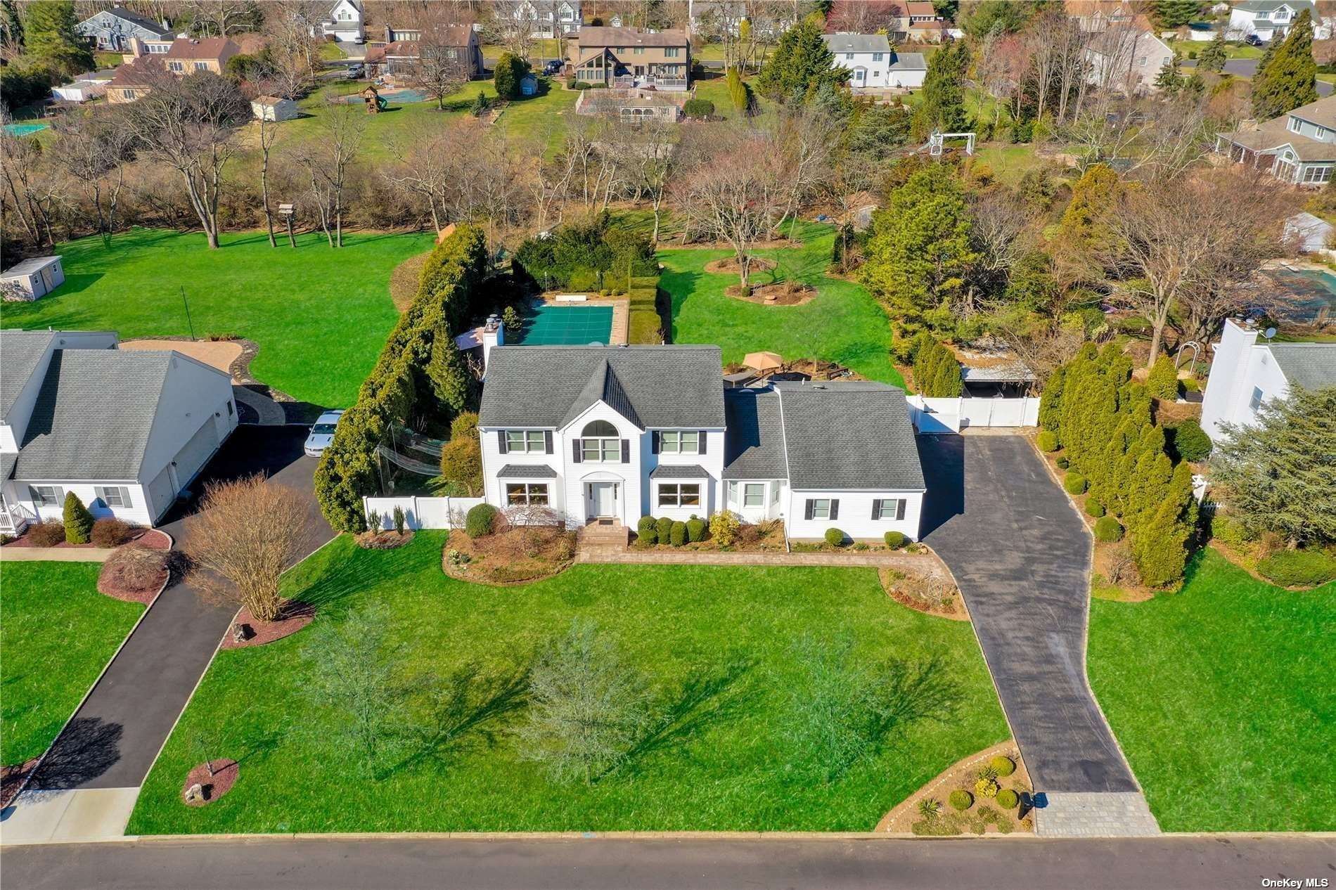 Jesse Way, Mount Sinai, NY 11766