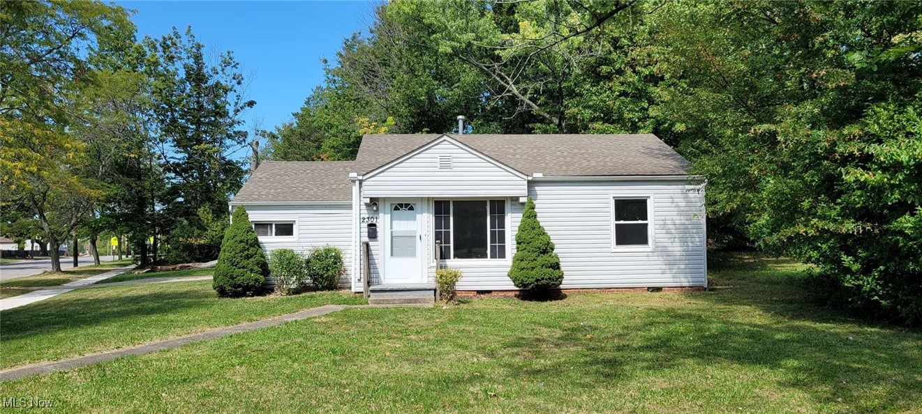 Greenvale Rd, Cleveland, OH 44121