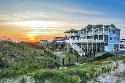 1101 Ocean Dr, Oak Island, NC, 28465-8224 | Card Image
