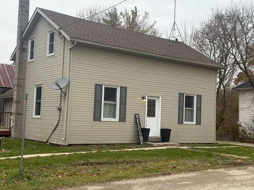 107 Centre St, Southgate, ON, N0G2A0 | Card Image