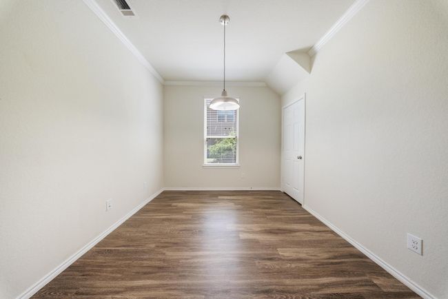 2080 Lost Timbers Dr, House other with 5 bedrooms, 3 bathrooms and 2 parking in Conroe TX | Image 13