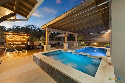 223 Oak Shores Dr, Canyon Lake, TX, 78133-5669 | Card Image