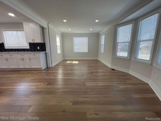 985 W Hazelhurst St, House other with 3 bedrooms, 3 bathrooms and null parking in Ferndale MI | Image 11