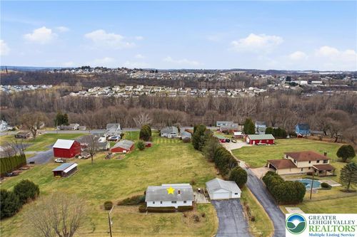 5478 2nd St, Whitehall, PA, 18052-1702 | Card Image