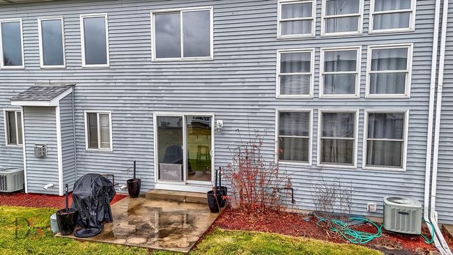 1803 Waters Edge Dr, Townhouse with 2 bedrooms, 3 bathrooms and 2 parking in Minooka IL | Image 22