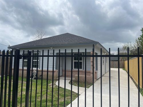 3234 Berry St, Houston, TX, 77004-4608 | Card Image