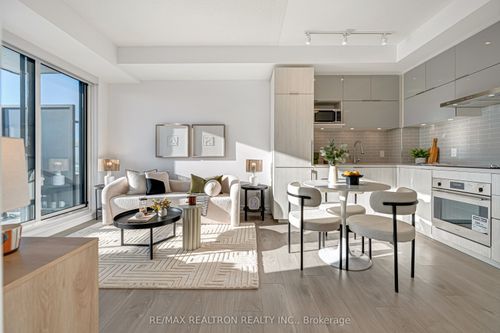 1109b-8 Rouge Valley Dr W, Unionville, ON, L6G0G8 | Card Image