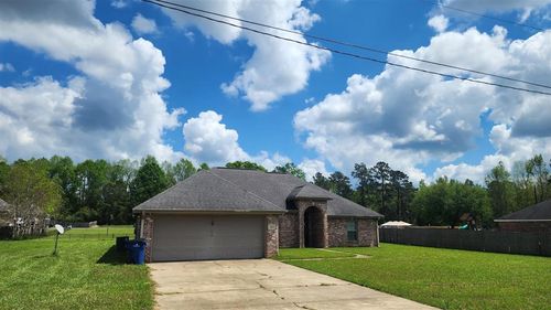 117 W Tyler Ln, Leesville, LA, 71446-7754 | Card Image