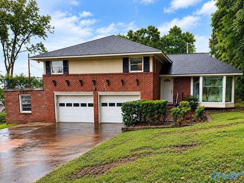107 Noble Dr Se, Huntsville, AL, 35802-1609 | Card Image