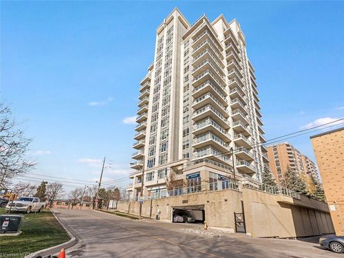 401-3865 Lake Shore Blvd W, Etobicoke, ON, M8W0A2 | Card Image