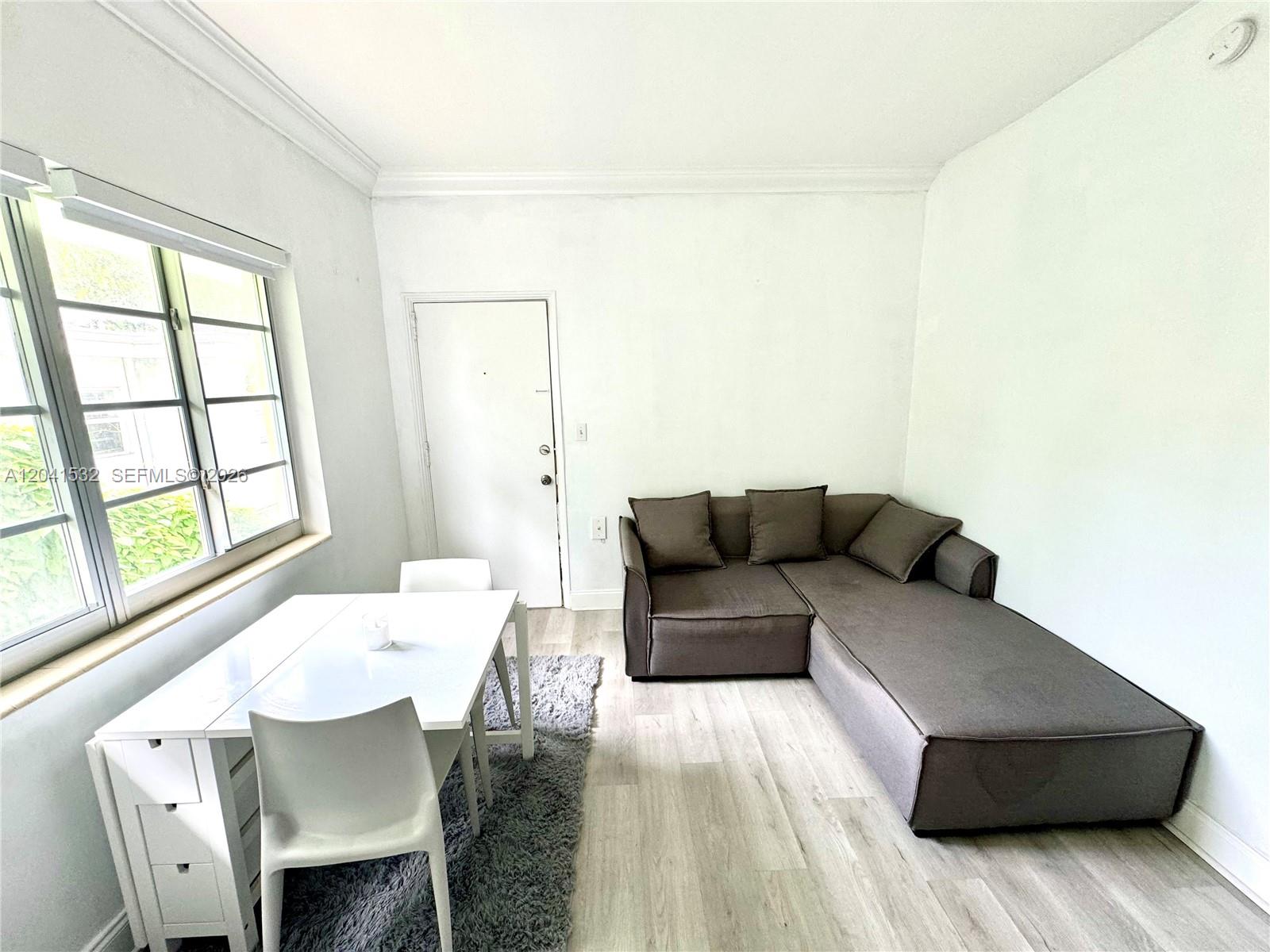 Residential Lease in Miami Beach 2