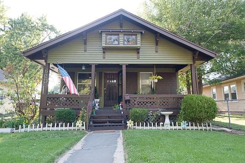 620 S Hardy Ave, Independence, MO, 64053-1827 | Card Image