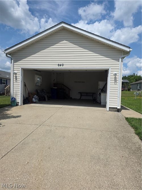 649 Kingfisher Ct, Streetsboro, OH, 44241-3936 | Card Image