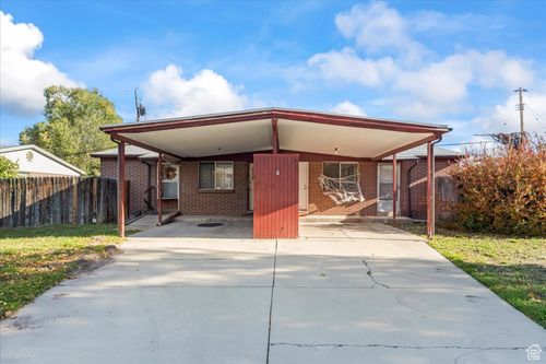 815 E Whitemaple Way, Millcreek, UT, 84106-1529 | Card Image