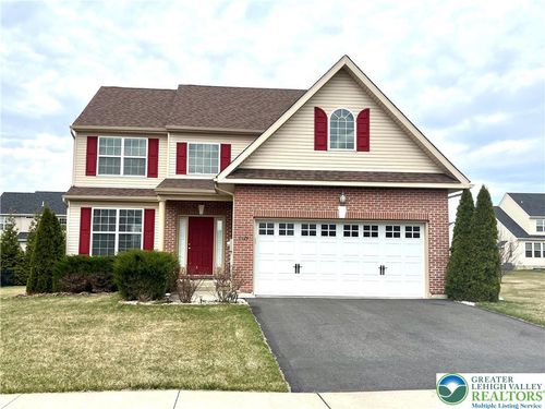 4424 Beech Dr, Nazareth, PA, 18064-8691 | Card Image