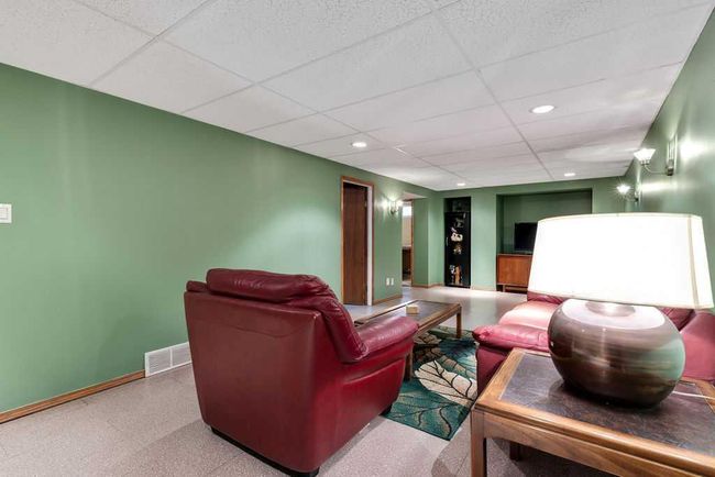 356 84 Ave Se, House other with 3 bedrooms, 2 bathrooms and 6 parking in Calgary AB | Image 27