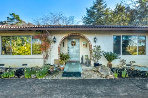 834 Carter Acres Ln, Martinez, CA, 94553-5953 | Card Image