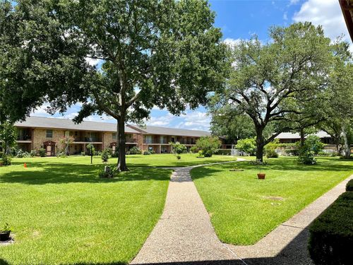 unit-240-7600 Burgoyne Rd, Houston, TX, 77063-3165 | Card Image