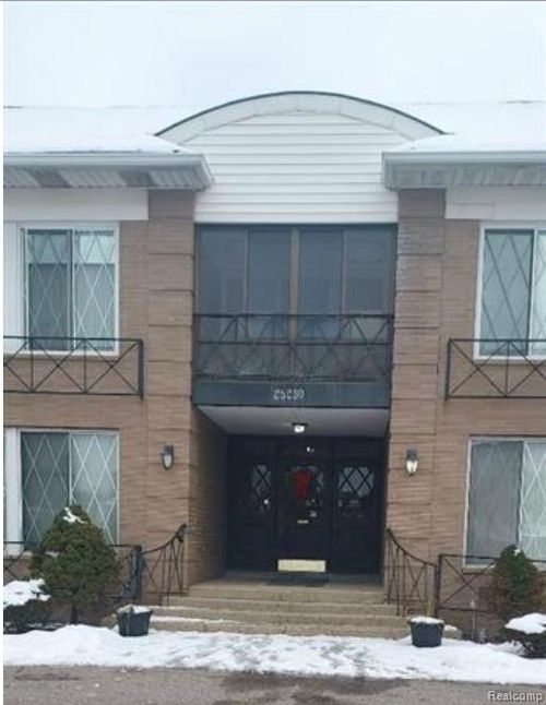 apt-205-25230 Southfield Rd, Southfield, MI, 48075-1992 | Card Image
