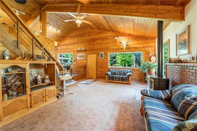 27 Collins Ln, House other with 3 bedrooms, 2 bathrooms and null parking in Roberts MT | Image 21