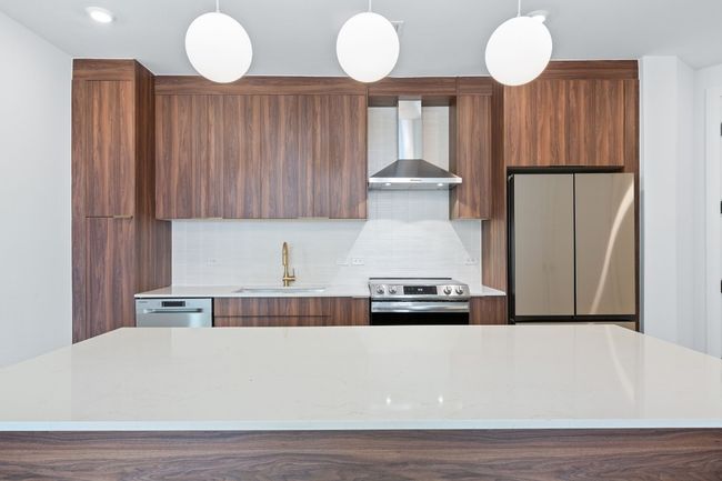 UNIT-546 - 1701 Simond Ave, Condo with 3 bedrooms, 2 bathrooms and 2 parking in Austin TX | Image 5