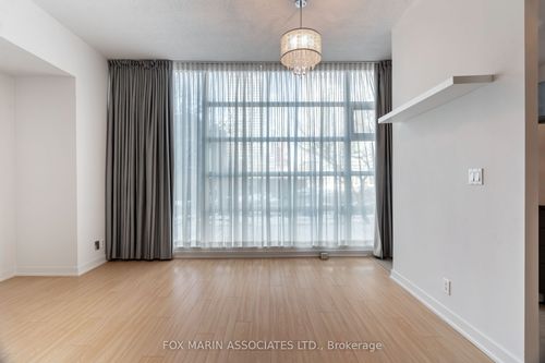 206-381 Front Street W, Toronto, ON, M5V3R8 | Card Image