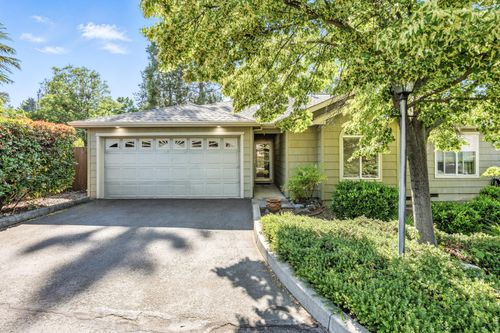 2130 Birchwood Ln, Ashland, OR, 97520-1465 | Card Image