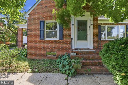 45 W Water St, SMITHSBURG, MD, 21783-1642 | Card Image